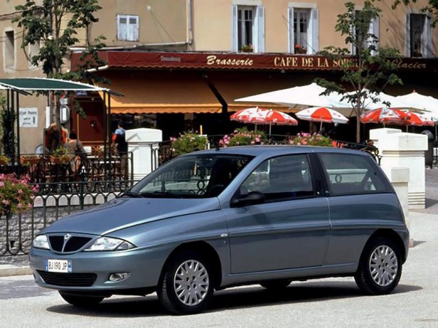  Lancia Y elefantino blu 2000 года  (фото 1 из 2)